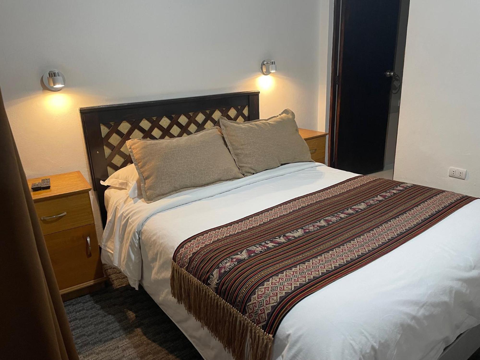 Hotel Oblitas Plaza De Armas
