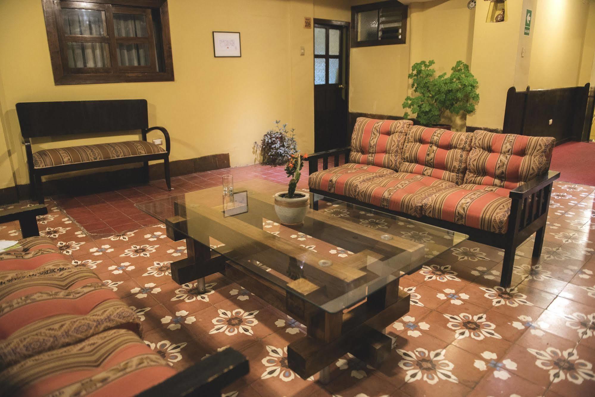 Oblitas Plaza De Armas Cusco