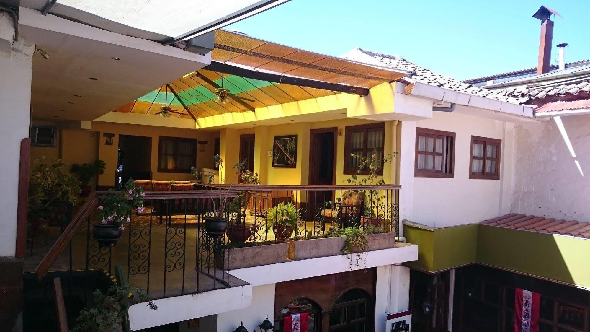 Oblitas Plaza De Armas Hotel